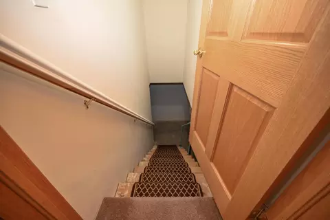 Entry Way - 3306 Gooding Rd, Marion, OH 43302 photo 3 of 3
