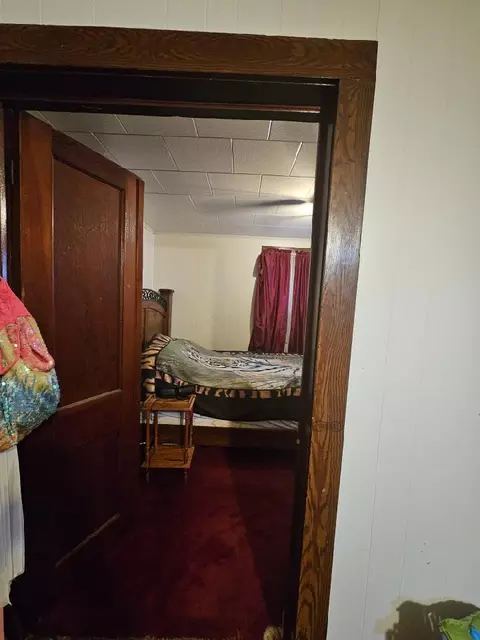 Bedroom - 320 State St, Edison, OH 43320 photo 3 of 6