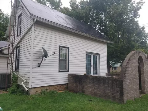 Exterior - 320 State St, Edison, OH 43320 photo 4 of 9