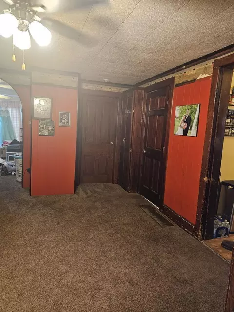 Entry Way - 320 State St, Edison, OH 43320 photo 1 of 1