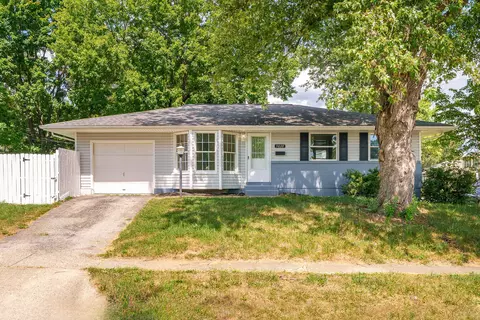 5030 Silverton Dr, Columbus, OH 43232