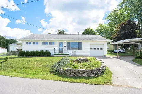 300 N Stanley St, Bellefontaine, OH 43311