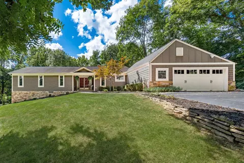 1453 Wren Ln, Powell, OH 43065