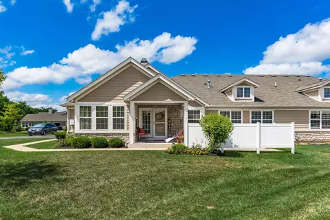3477 Birkland Cir, Lewis Center, OH 43035