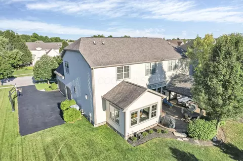 Exterior - 5797 Glendavon Loop, Dublin, OH 43016 photo 11 of 13