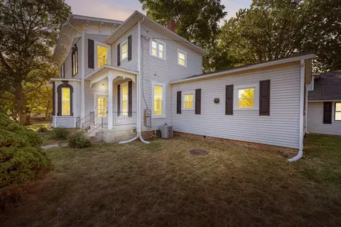 150 N Oak St, London, OH 43140