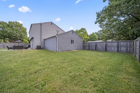 Exterior - 7899 Sethwick Rd, Dublin, OH 43016 photo 10 of 11