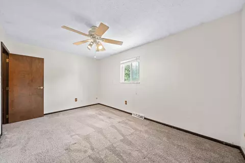 Bedroom - 7899 Sethwick Rd, Dublin, OH 43016 photo 7 of 9