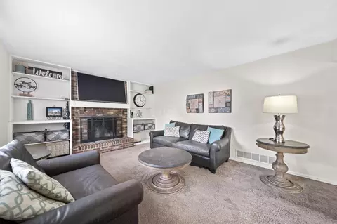 Living - 7899 Sethwick Rd, Dublin, OH 43016 photo 2 of 4