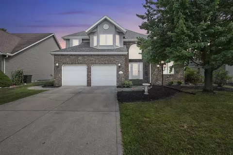 Exterior - 349 Chatham Rd, Circleville, OH 43113 photo 1 of 11