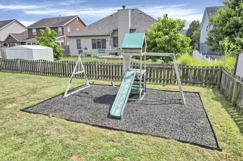 Exterior - 349 Chatham Rd, Circleville, OH 43113 photo 11 of 11