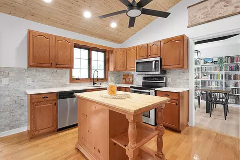 Kitchen - 349 Chatham Rd, Circleville, OH 43113 photo 4 of 5