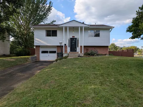 6708 Red Coach Ln, Reynoldsburg, OH 43068