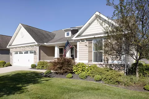 6407 Tournament Dr, Westerville, OH 43082