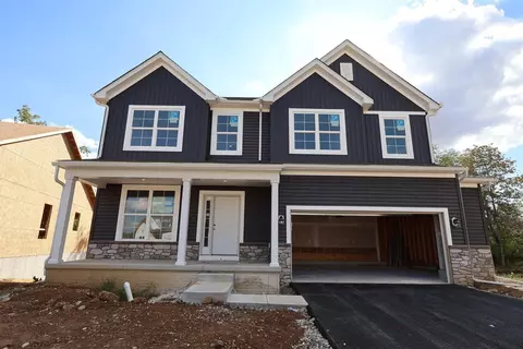 287 Olympic Loop, Commercial Point, OH 43116