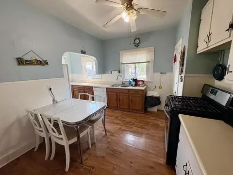 Kitchen - 1185 E Center St, Marion, OH 43302 photo 1 of 3