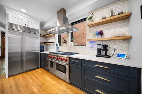 Kitchen - 247 E Deshler Ave, Columbus, OH 43206 photo 2 of 7