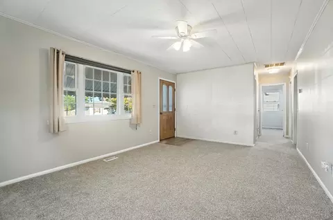 402 Reames Ave, Springfield, OH 45505 photo 6