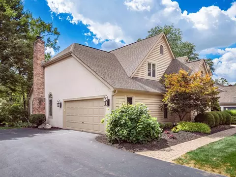 Exterior - 4849 Chatelaine Dr, Dublin, OH 43017 photo 3 of 18