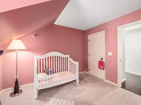 Bedroom - 4849 Chatelaine Dr, Dublin, OH 43017 photo 8 of 8
