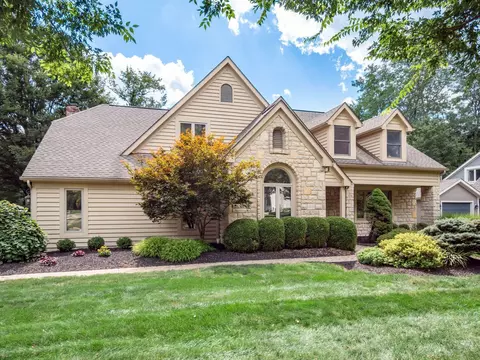 Exterior - 4849 Chatelaine Dr, Dublin, OH 43017 photo 2 of 18