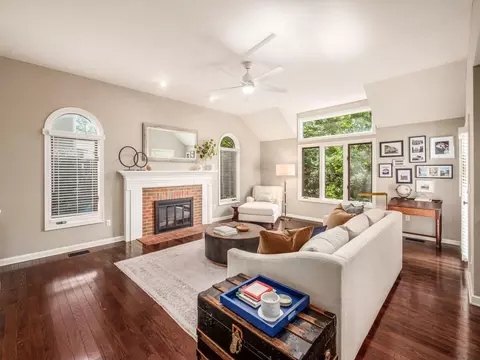 Living - 4849 Chatelaine Dr, Dublin, OH 43017 photo 2 of 6