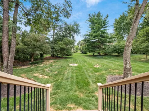 Exterior - 4849 Chatelaine Dr, Dublin, OH 43017 photo 11 of 18