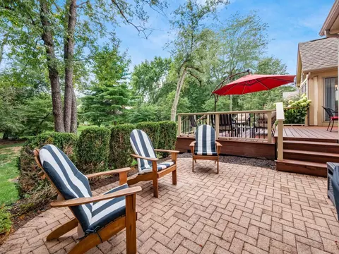 Exterior - 4849 Chatelaine Dr, Dublin, OH 43017 photo 10 of 18