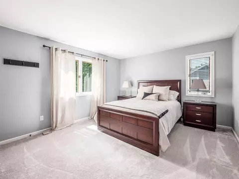 Bedroom - 4849 Chatelaine Dr, Dublin, OH 43017 photo 4 of 8