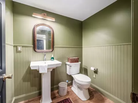 Bath - 4849 Chatelaine Dr, Dublin, OH 43017 photo 8 of 8