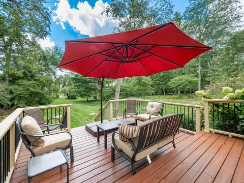 Exterior - 4849 Chatelaine Dr, Dublin, OH 43017 photo 7 of 18