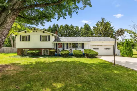 1349 Wilson Dr, Marion, OH 43302