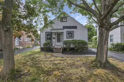 134 E Jeffrey Pl, Columbus, OH 43214