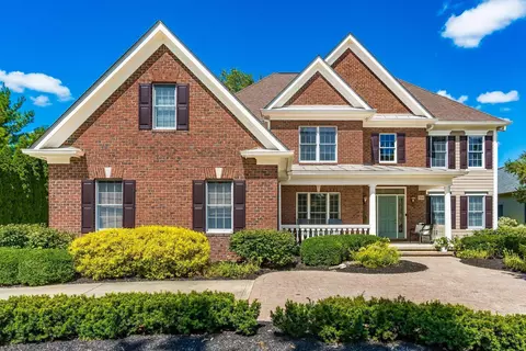 7038 Rob Roy Dr, Dublin, OH 43017