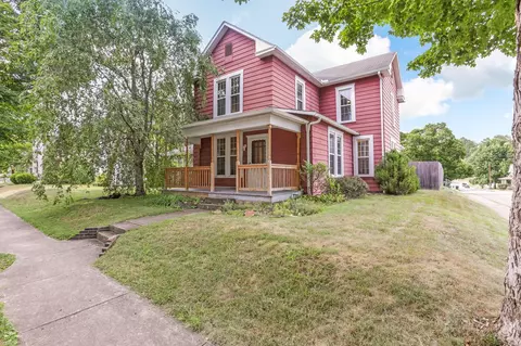 104 North St, Logan, OH 43138