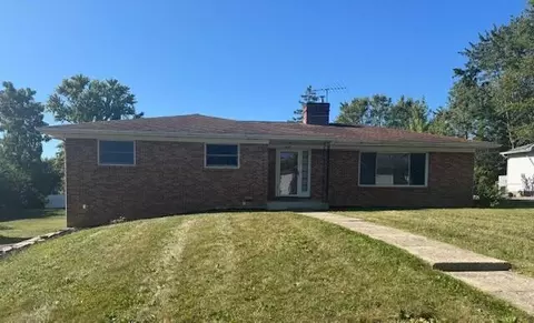 625 W 3rd St, Marysville, OH 43040