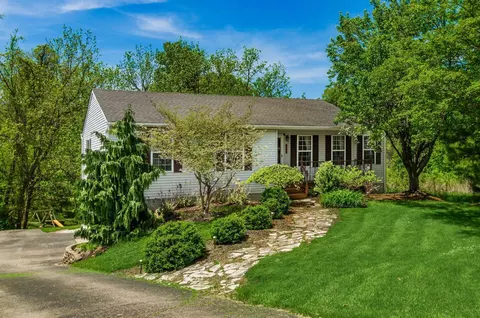 2002 Pleasantville Rd, Lancaster, OH 43130