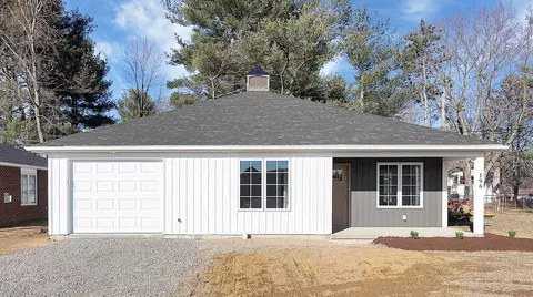 188 Meadow Dr, Newark, OH 43055