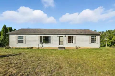 5233 Rapid Forge Rd, Bainbridge, OH 45612