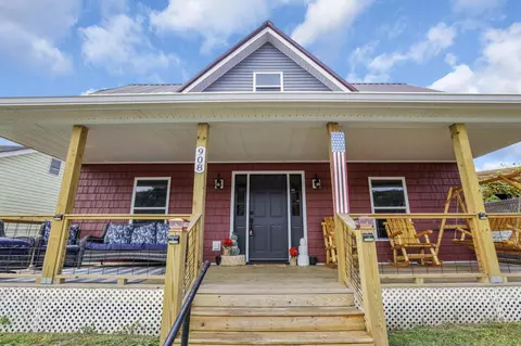 908 S 8th St, Ironton, OH 45638