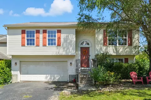 1810 Aggie Ct, Columbus, OH 43223