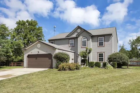 56 N Bend Ct, Pataskala, OH 43062