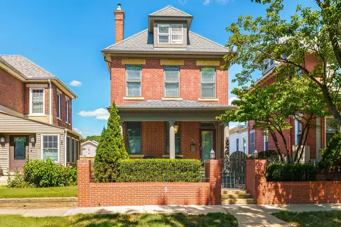 144 E Mithoff St, Columbus, OH 43206