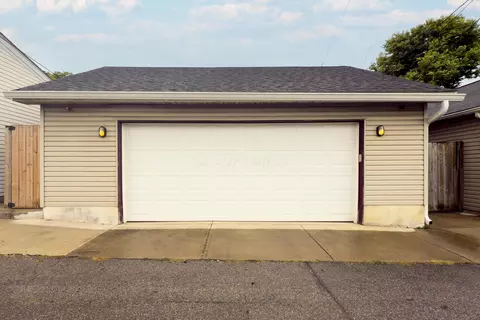 144 E Mithoff St, Columbus, OH 43206 photo 7