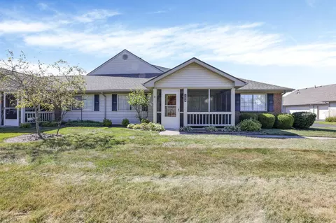 344 Virginia Ct, Pataskala, OH 43062