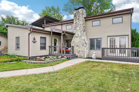 208 Clermont Ave, Russells Point, OH 43348
