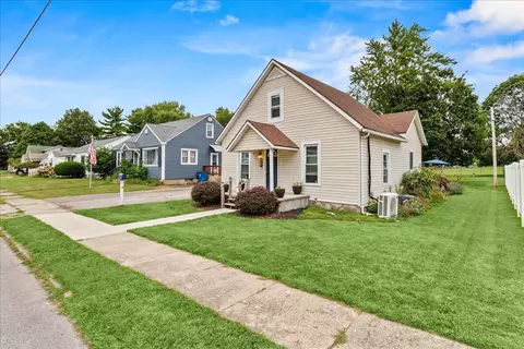 325 Washington Ave, Bellefontaine, OH 43311