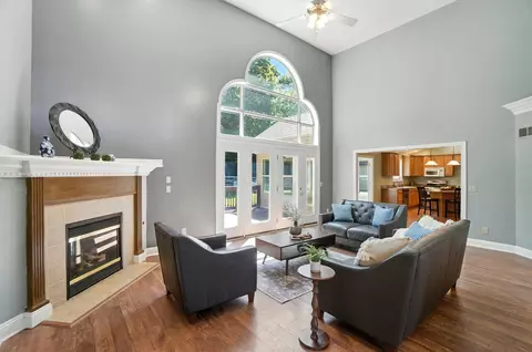 Living - 5880 Urbana Rd, Springfield, OH 45502 photo 1 of 3