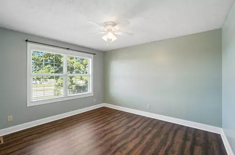 Bedroom - 5880 Urbana Rd, Springfield, OH 45502 photo 5 of 12