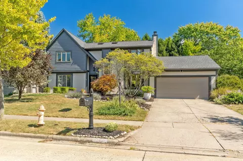 2142 Shawnmont Ct, Dublin, OH 43016